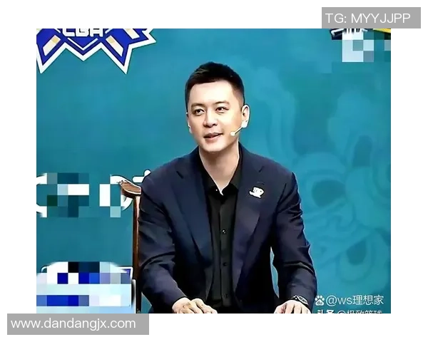 杨鸣坐等罚单吧!4媒体人发声:吹判无误,被驱赶或遭追加处分